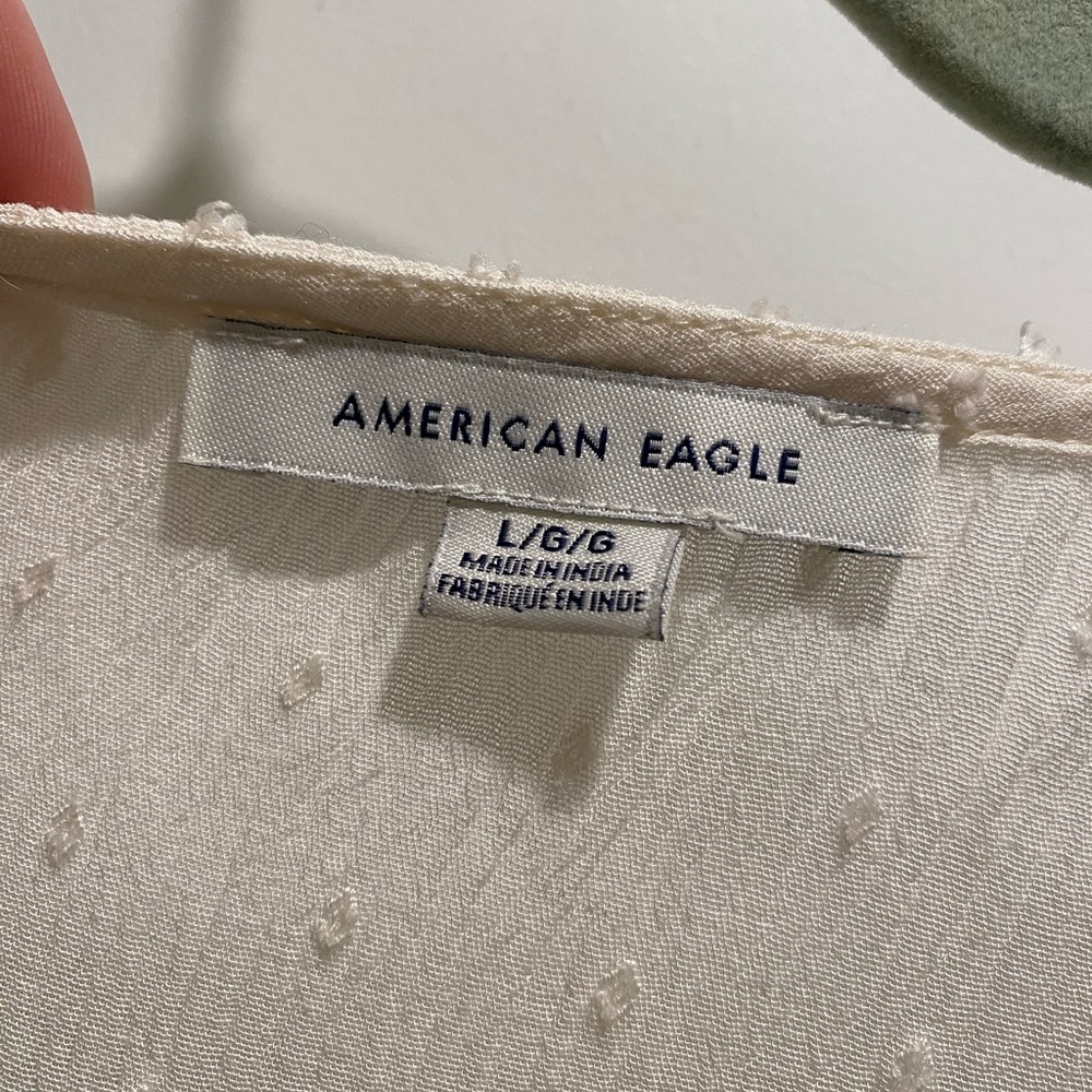 American Eagle Beige Blouse. Size- Large. - Picture 9 of 9